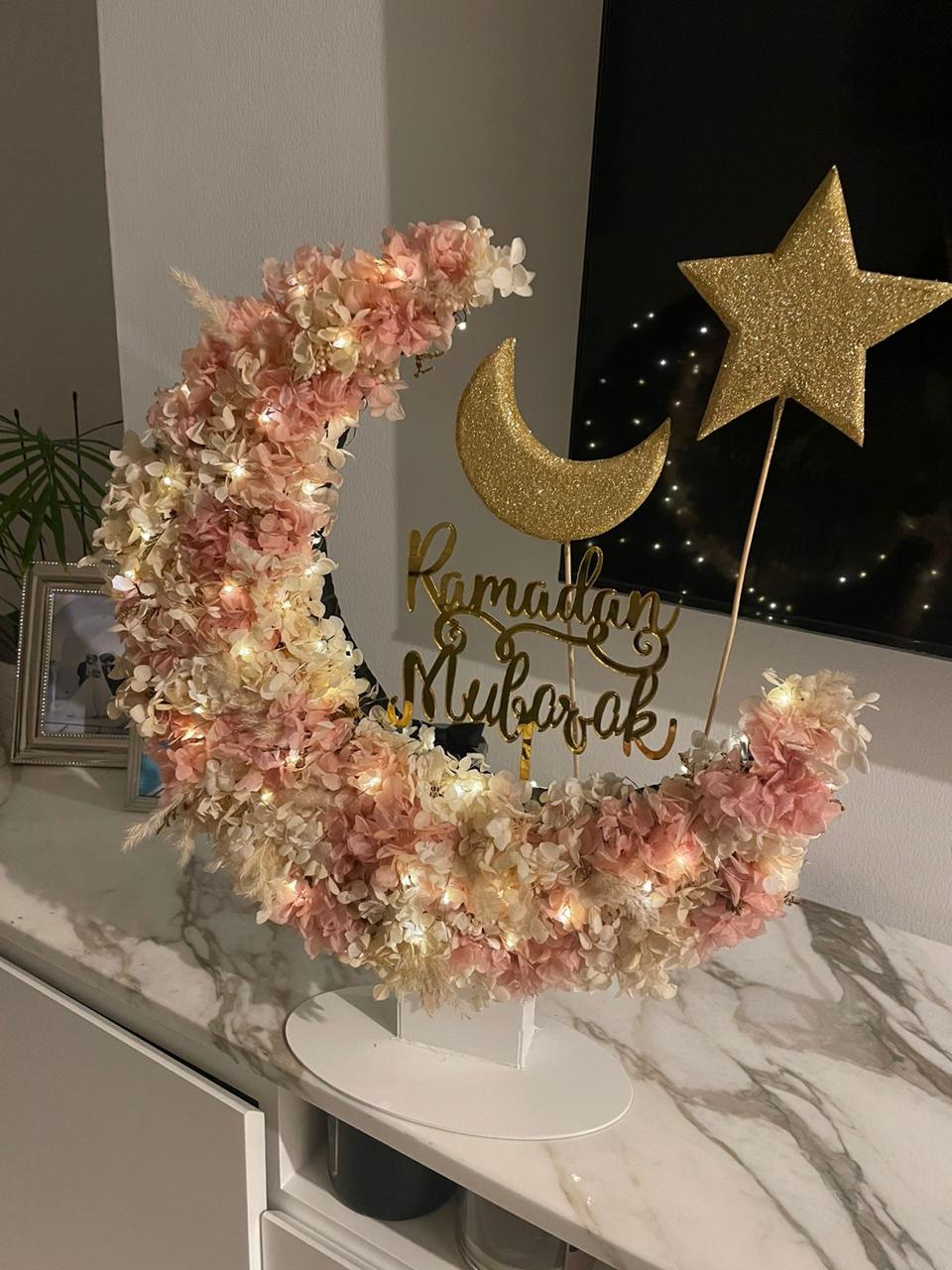 Light Up Dried Crescent