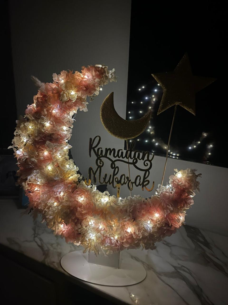 Light Up Dried Crescent