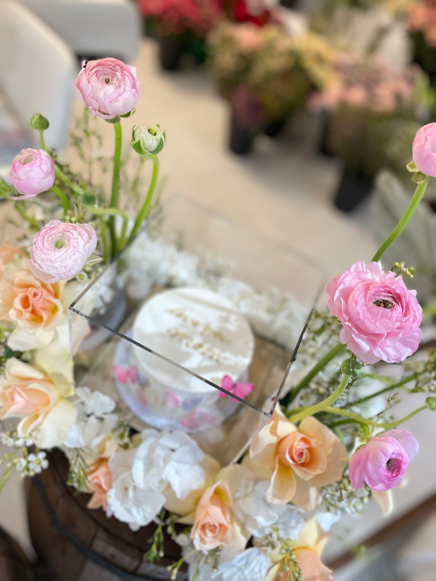 cake and flowers for mothers day