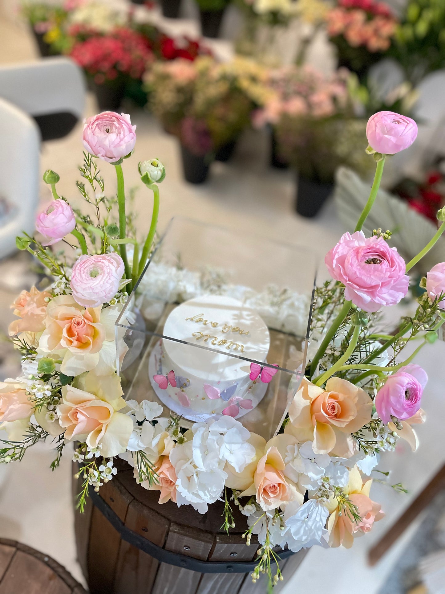 cake and flowers for mothers day