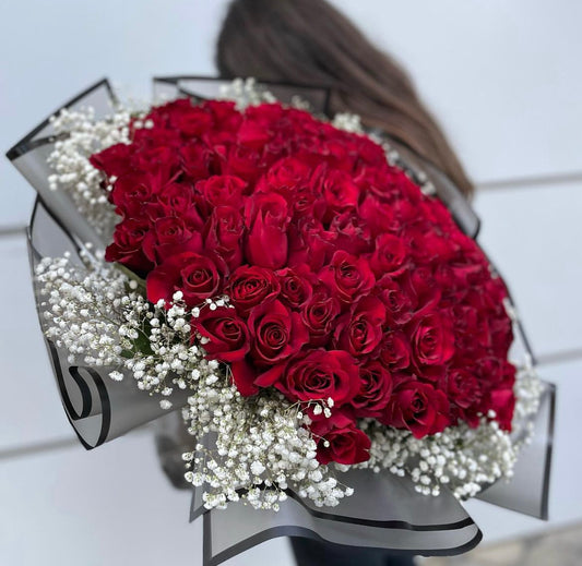 100 Red Roses with Gypsophilia