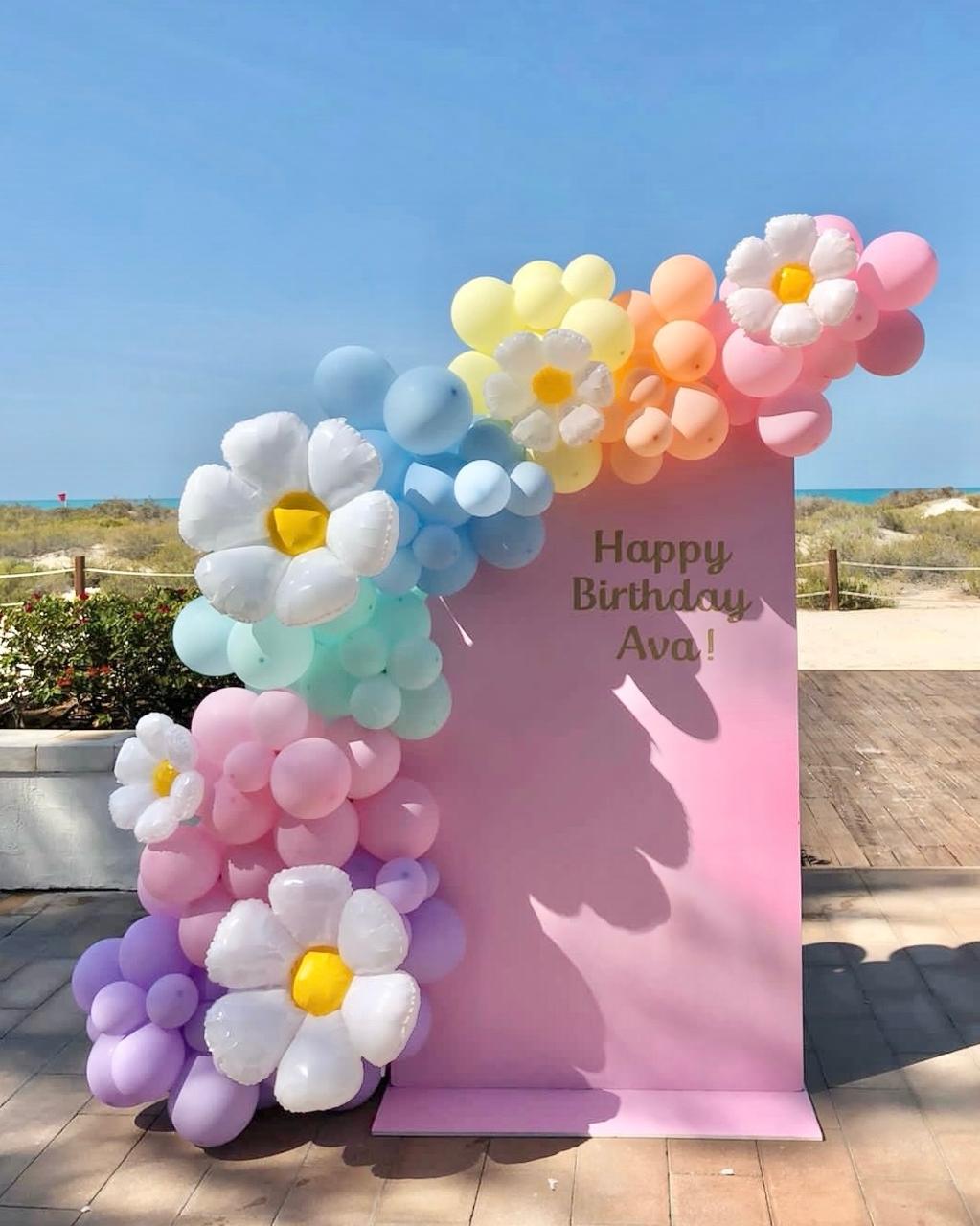 Stunning Half Arch Balloon Display with Unique Shape Balloons