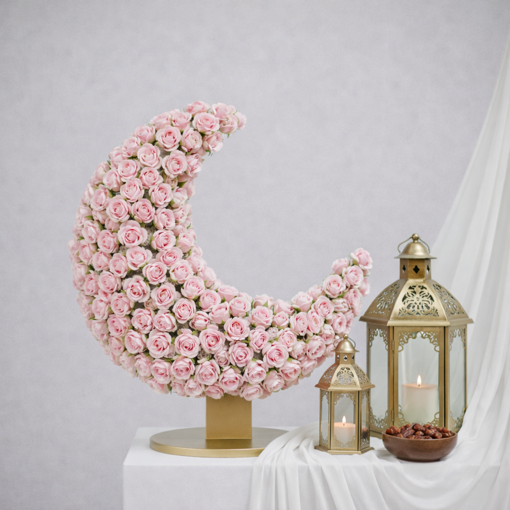 Light Pink Baby Rose Standing Crescent