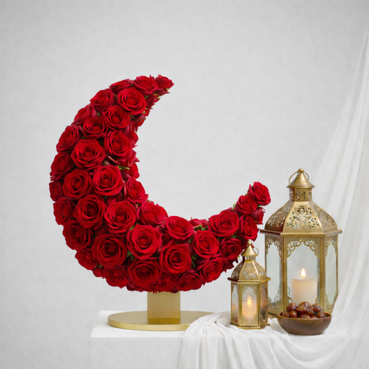 Red Rose Standing Crescent