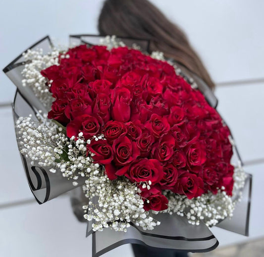 100 Red Roses with Gypsophilia